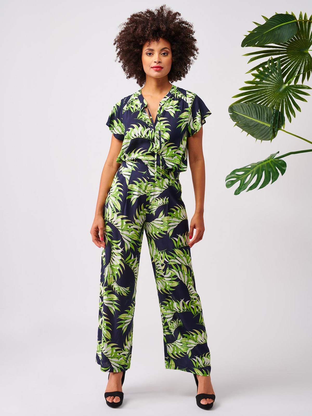 tropikalne wzory w modzie