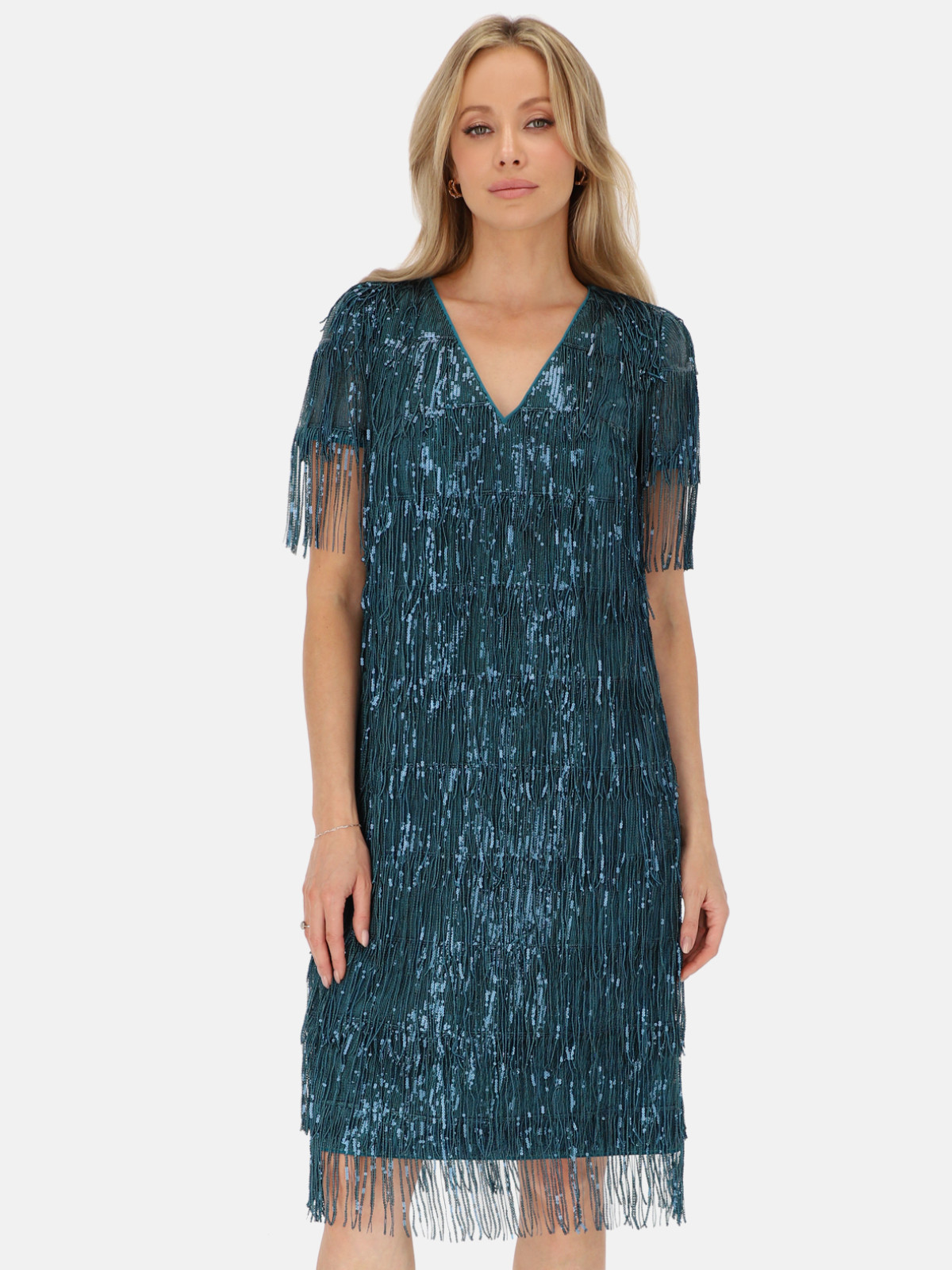 Wieczorowa zielona sukienka z cekinowymi frędzlami na wesele zimą