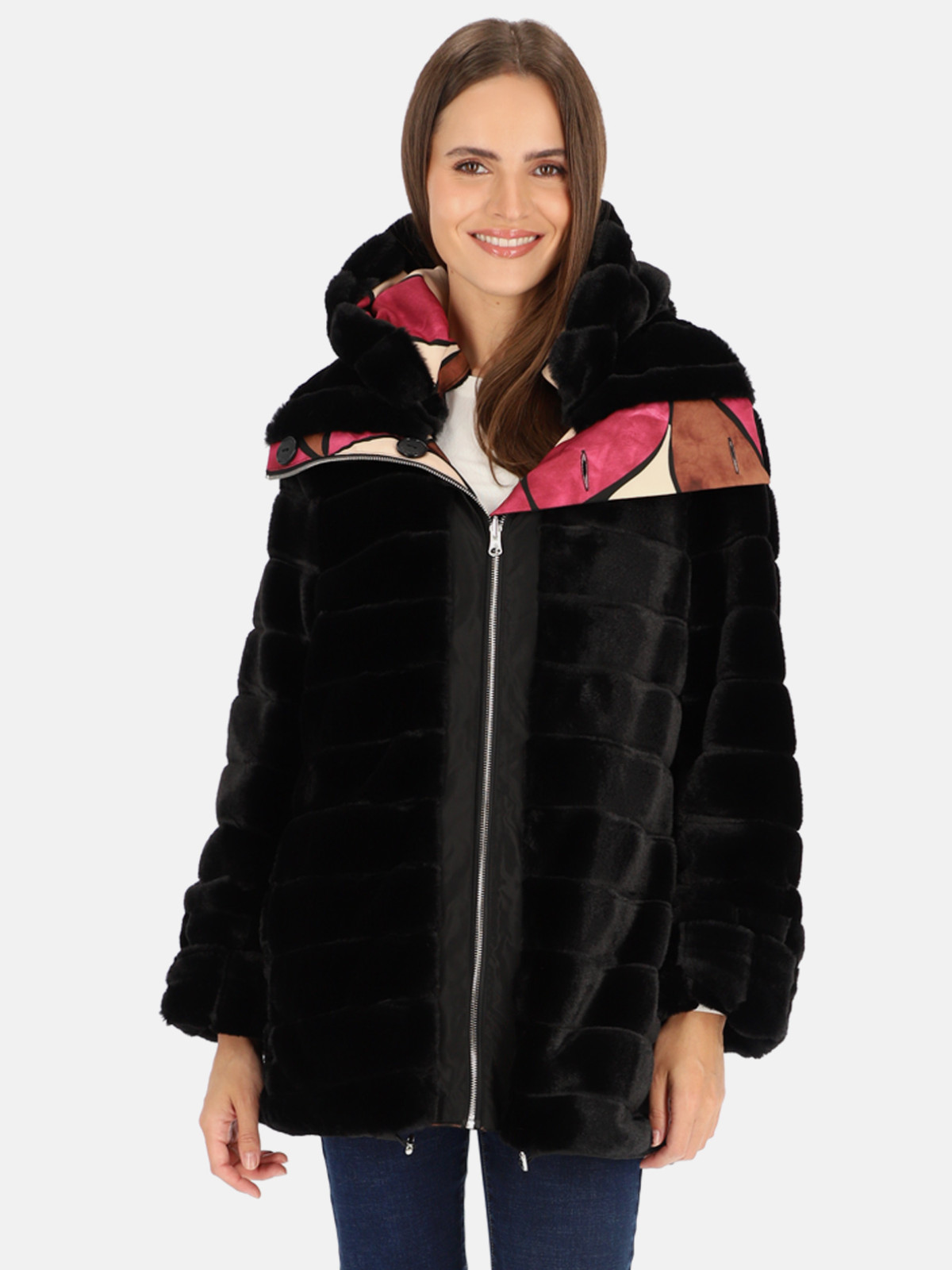 Zestawy ubrań na zimowy wyjazd w g&oacute;ry: dwustronna kurtka