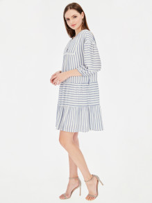 Luźna sukienka w paski Smashed Lemon 22012