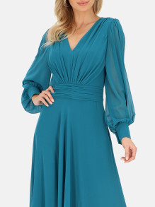 Turkusowa sukienka wieczorowa z broszką L'AF Sweet