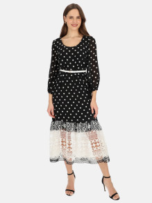 Czarna sukienka midi w groszki z koronką L’AF Karla