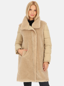 Beżowy płaszcz z pikowanymi rekawami Rino & Pelle Rouke