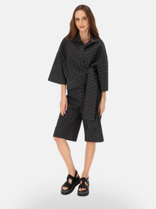 Czarna bawełniana bluzka koszulowa wiązana w talii Eye for Fashion