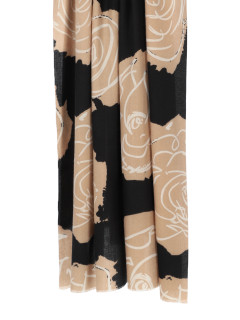  Czarny szal damski w róże Potis & Verso