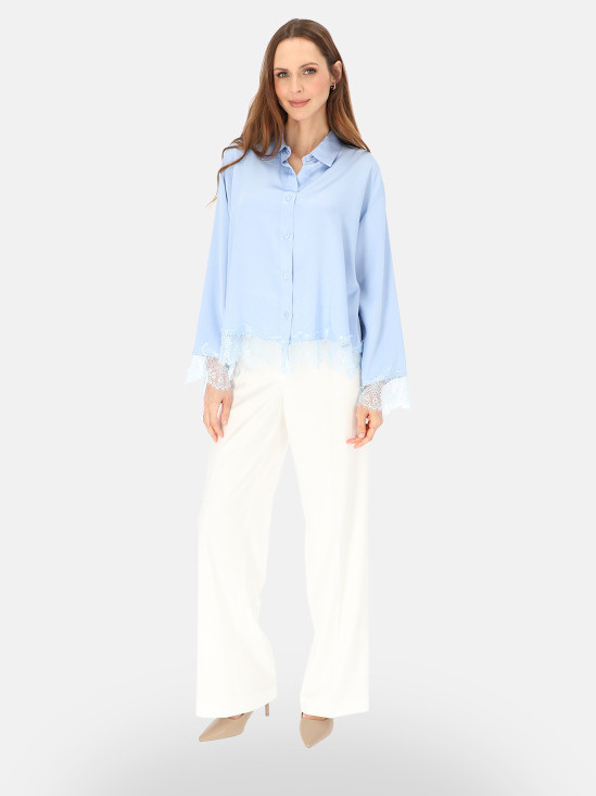  Błękitna elegancka koszula damska z koronką L’AF Tessa