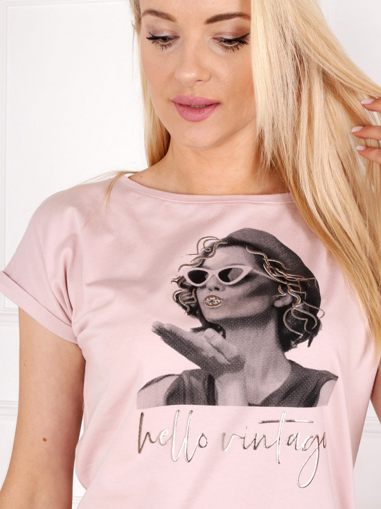  T-shirt damski z ozdobnym nadrukiem Off Pink HELLO