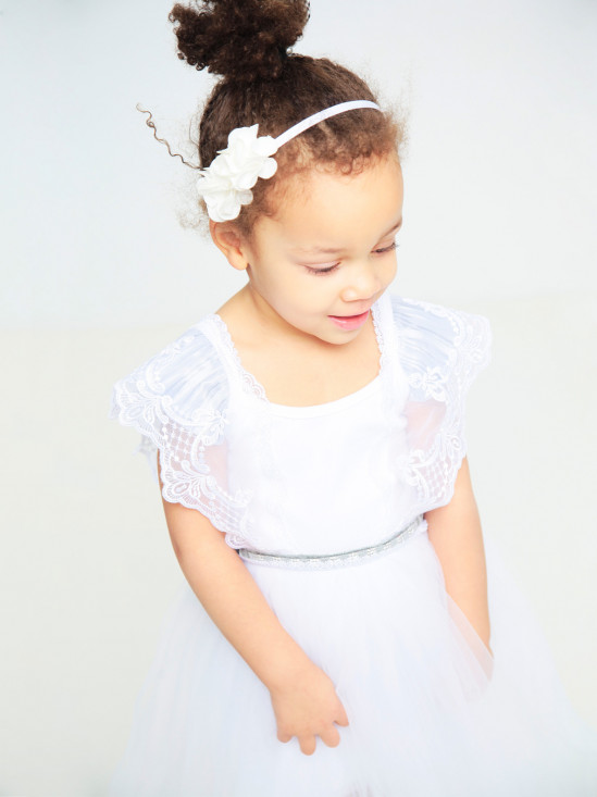  Biała sukienka z tiulowym dołem Anima by Justyna Steczkowska